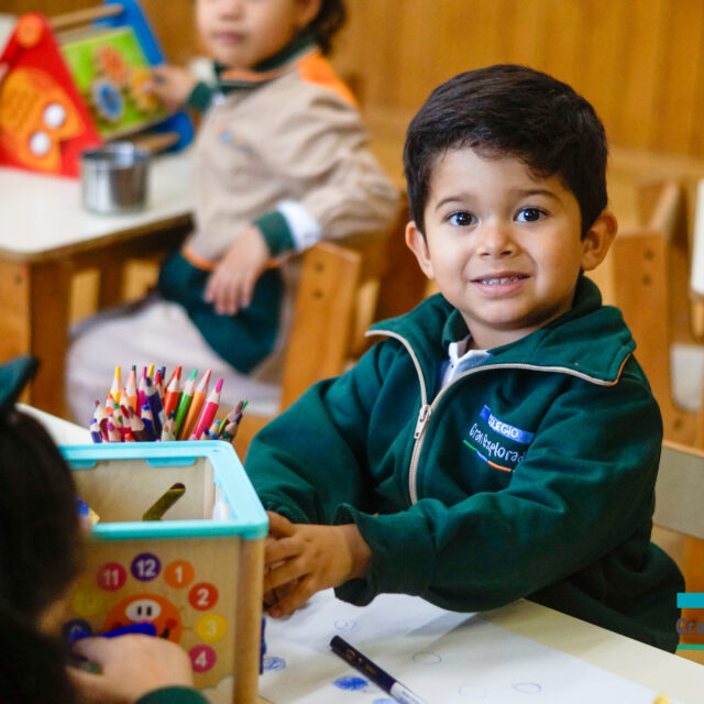 Sección Nosotros - Submenú Proyecto Educativo - (imagen portada)